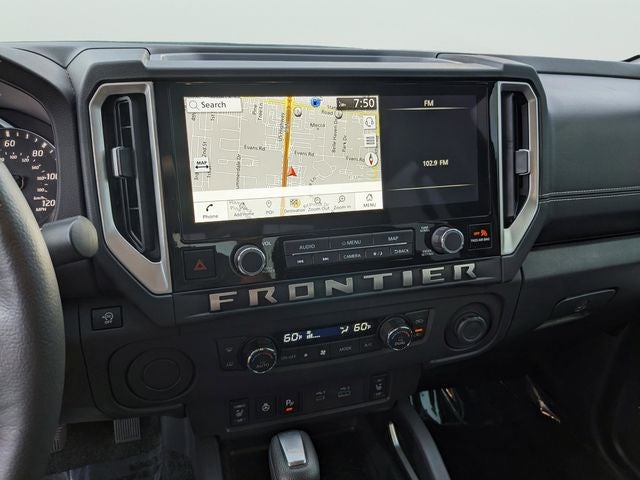 2025 Nissan Frontier SL