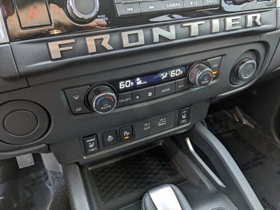 2025 Nissan Frontier SL