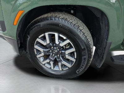 2025 Nissan Frontier SL