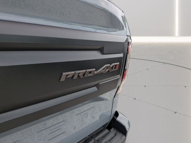 2026 Nissan Frontier PRO-4X w/R Package
