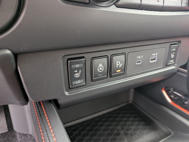 2026 Nissan Frontier PRO-4X w/R Package