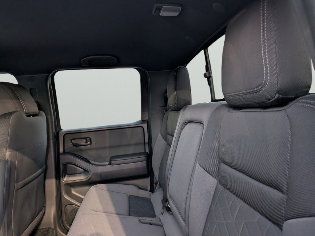 2027 Nissan Frontier SV