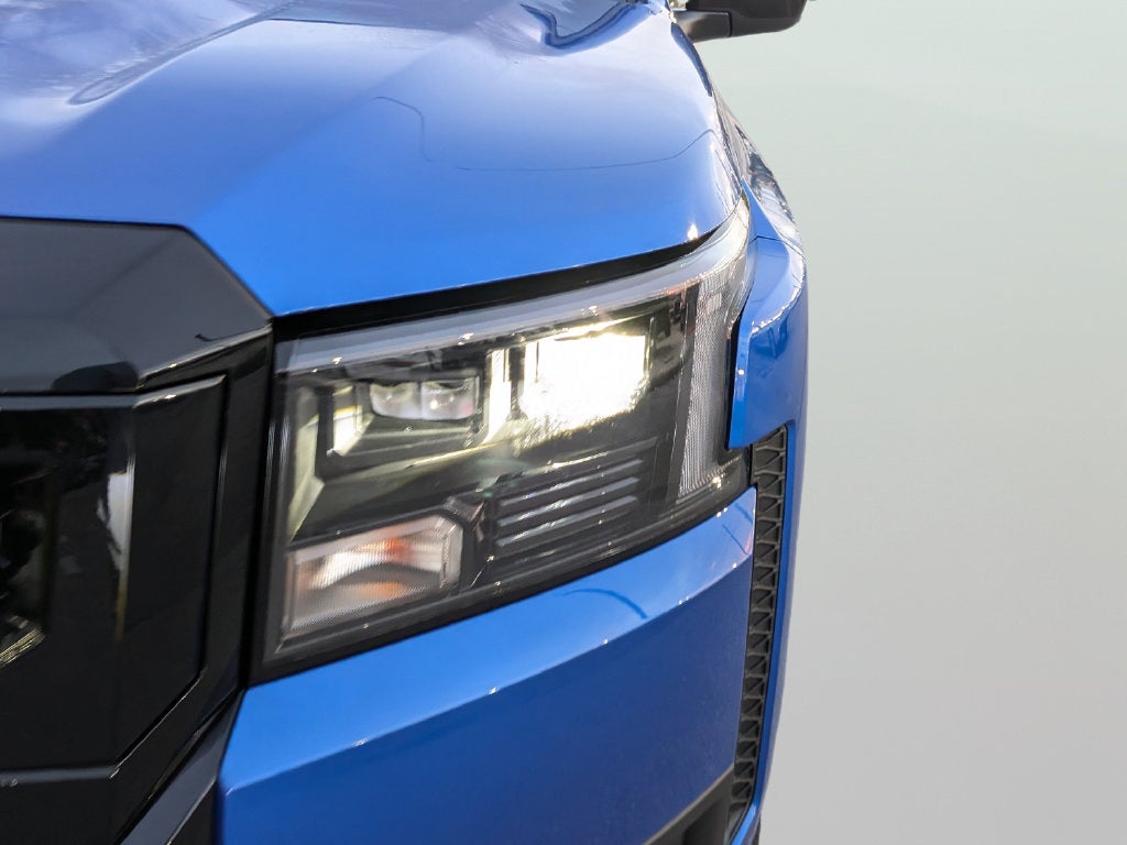 2027 Nissan Frontier SV