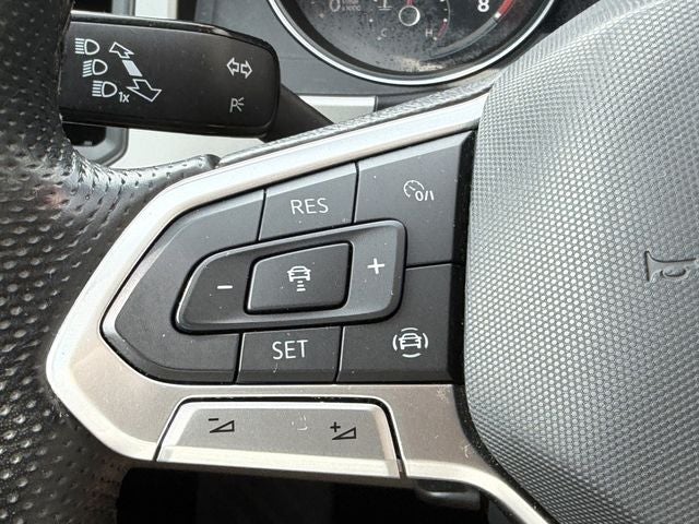2021 Volkswagen Atlas 3.6L V6 SE w/Technology R-Line