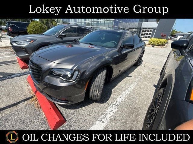 2023 Chrysler 300 Touring