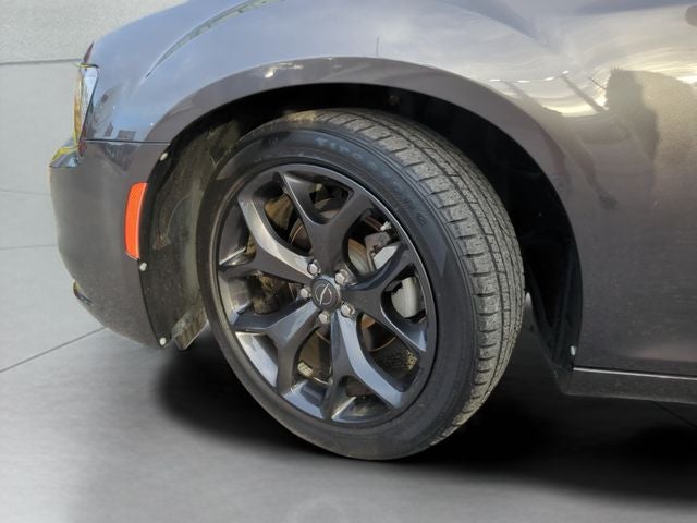 2023 Chrysler 300 Touring