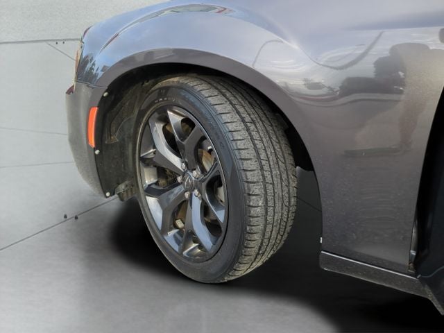 2023 Chrysler 300 Touring