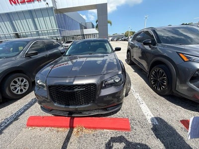 2023 Chrysler 300 Touring