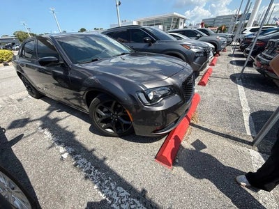 2023 Chrysler 300 Touring