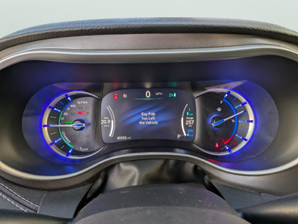 2024 Chrysler Pacifica Select