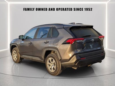 2020 Toyota RAV4 LE