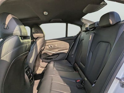 2025 BMW 3 Series 330i