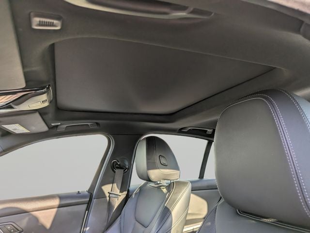 2025 BMW 3 Series 330i