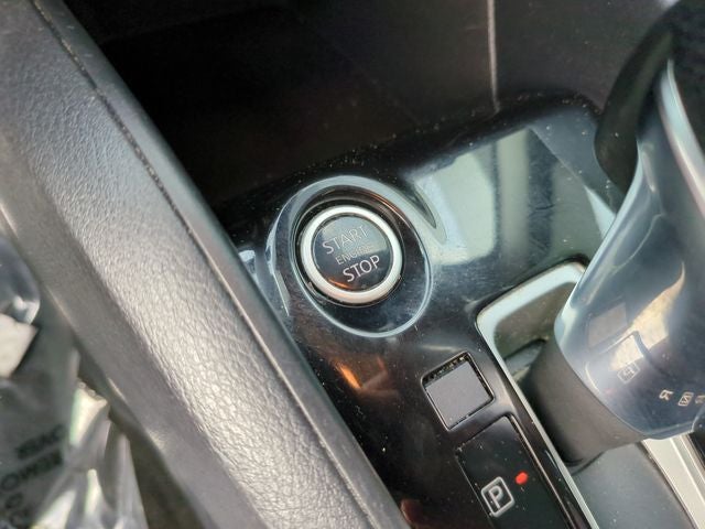 2021 Nissan Versa 1.6 SR