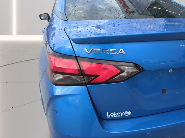 2021 Nissan Versa 1.6 SR