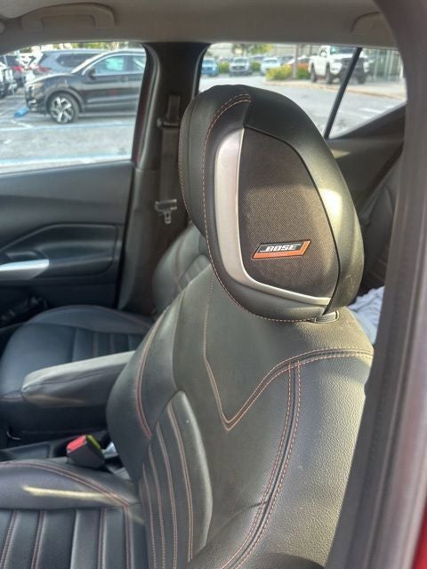 2019 Nissan Kicks SR