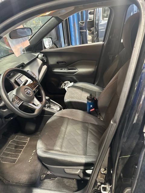 2019 Nissan Kicks S