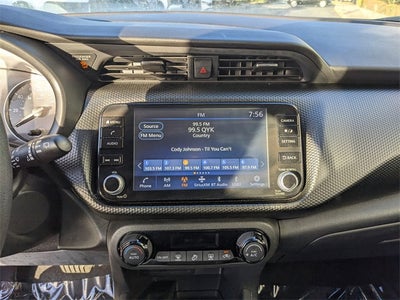 2022 Nissan Kicks SV