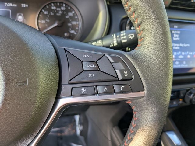 2024 Nissan Kicks SR Premium