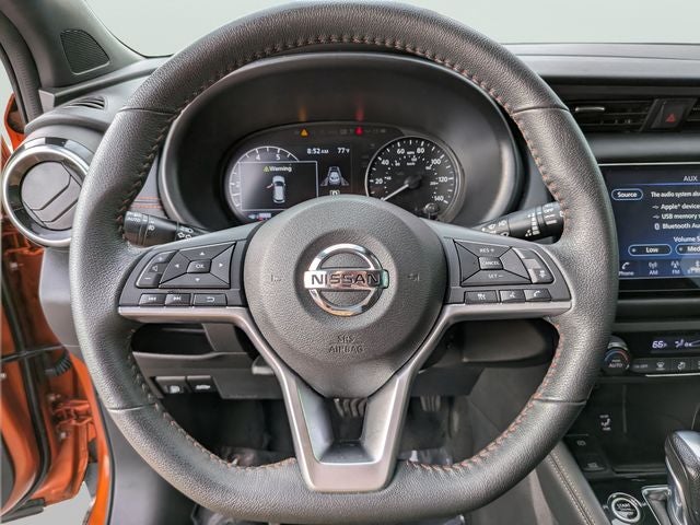 2021 Nissan Kicks SR