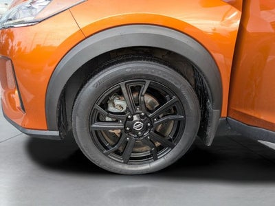 2021 Nissan Kicks SR
