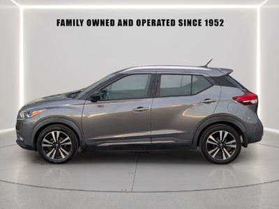 2020 Nissan Kicks SR