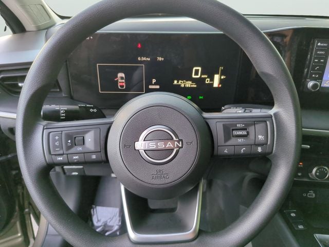 2025 Nissan Kicks S