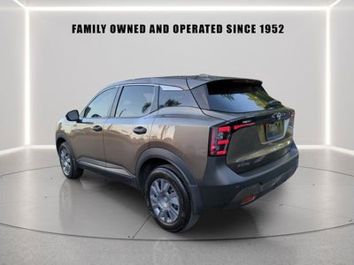 2025 Nissan Kicks S