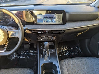 2025 Nissan Kicks SV