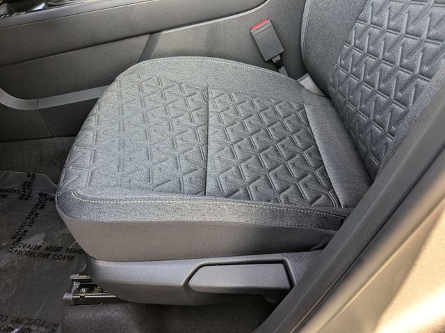 2027 Nissan Kicks Base