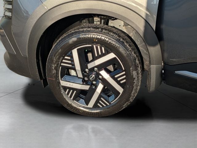 2027 Nissan Kicks Base