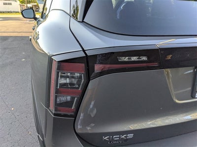 2026 Nissan Kicks SR