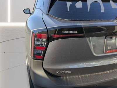 2026 Nissan Kicks SR