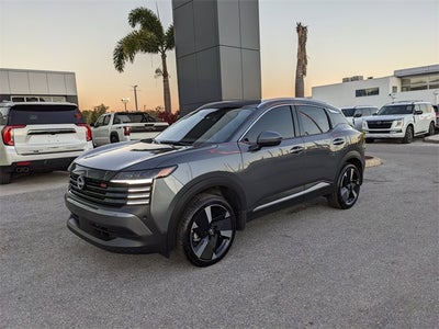 2025 Nissan Kicks SR