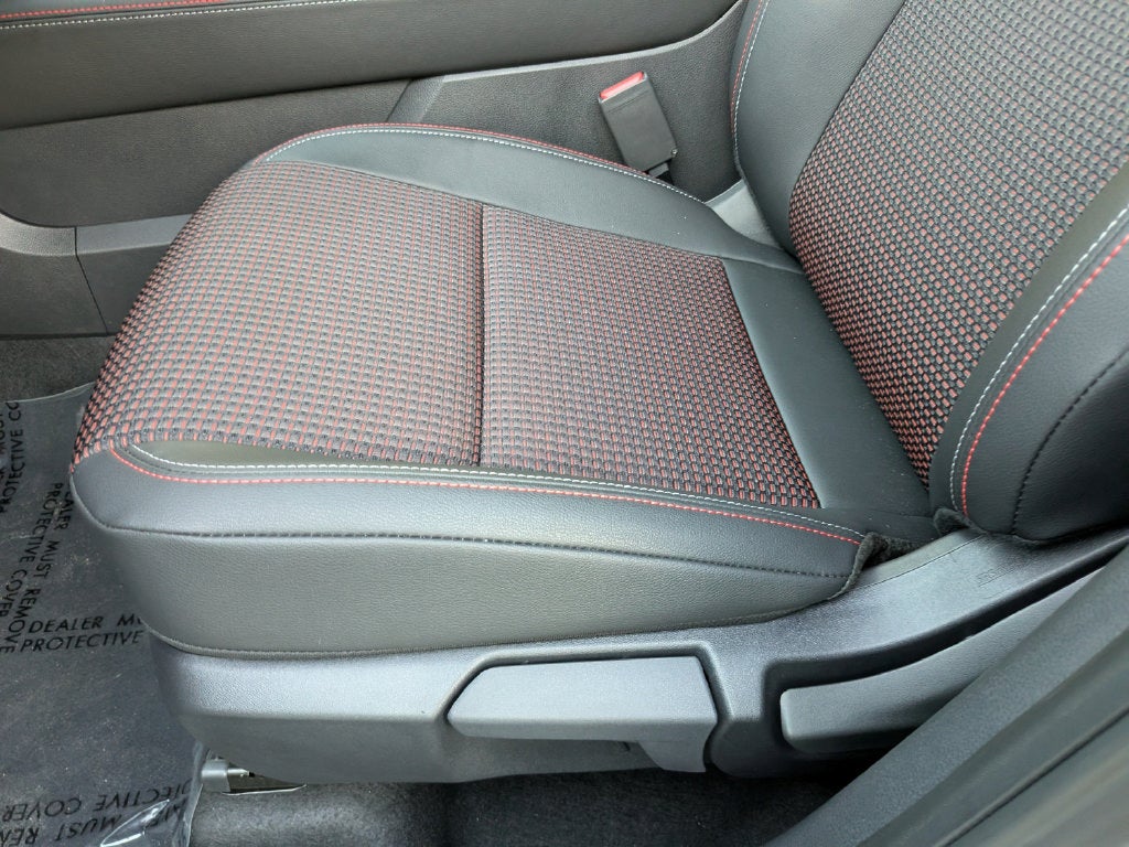 2027 Nissan Kicks SR