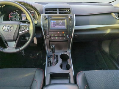 2016 Toyota Camry SE