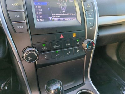 2016 Toyota Camry SE