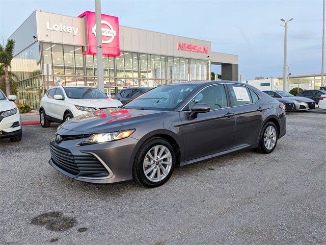 2022 Toyota Camry LE