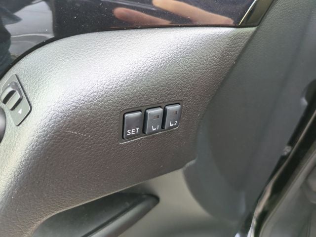 2019 Nissan Rogue SL **Platinum Reserve Interior**