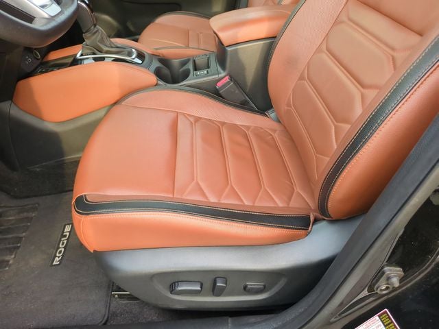 2019 Nissan Rogue SL **Platinum Reserve Interior**