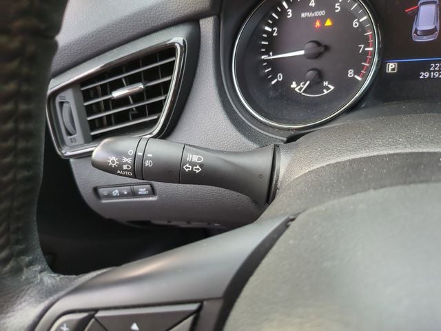 2019 Nissan Rogue SL **Platinum Reserve Interior**