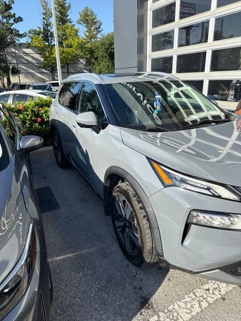 2021 Nissan Rogue SL