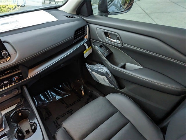 2026 Nissan Rogue SV DARK ARMOR