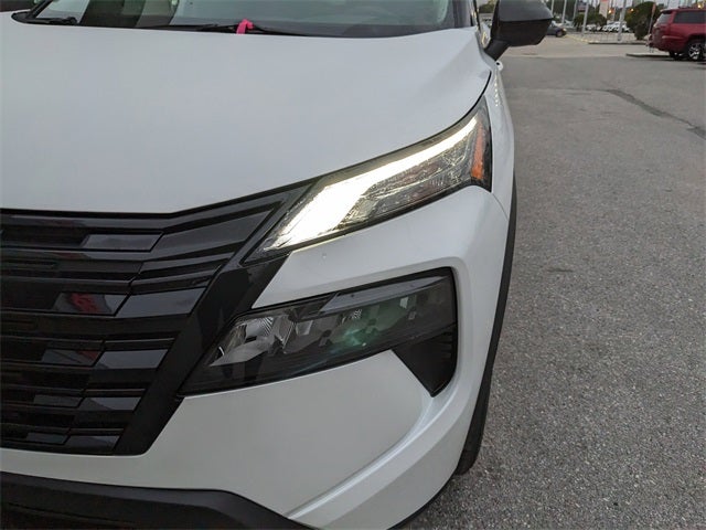 2026 Nissan Rogue SV DARK ARMOR