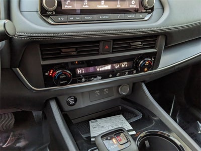 2026 Nissan Rogue SV DARK ARMOR