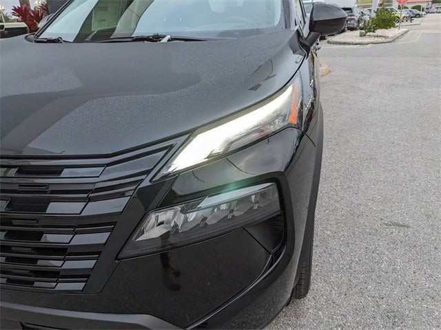 2026 Nissan Rogue SV DARK ARMOR