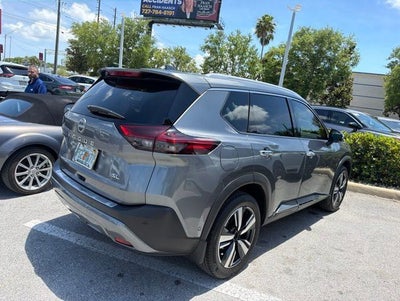 2022 Nissan Rogue SL
