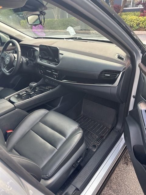 2022 Nissan Rogue SL