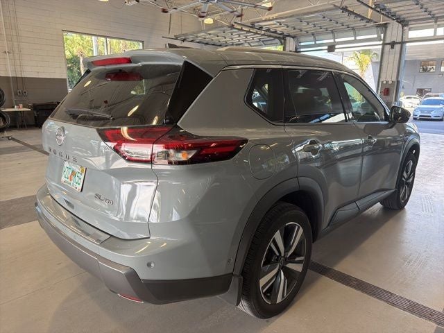 2024 Nissan Rogue SL