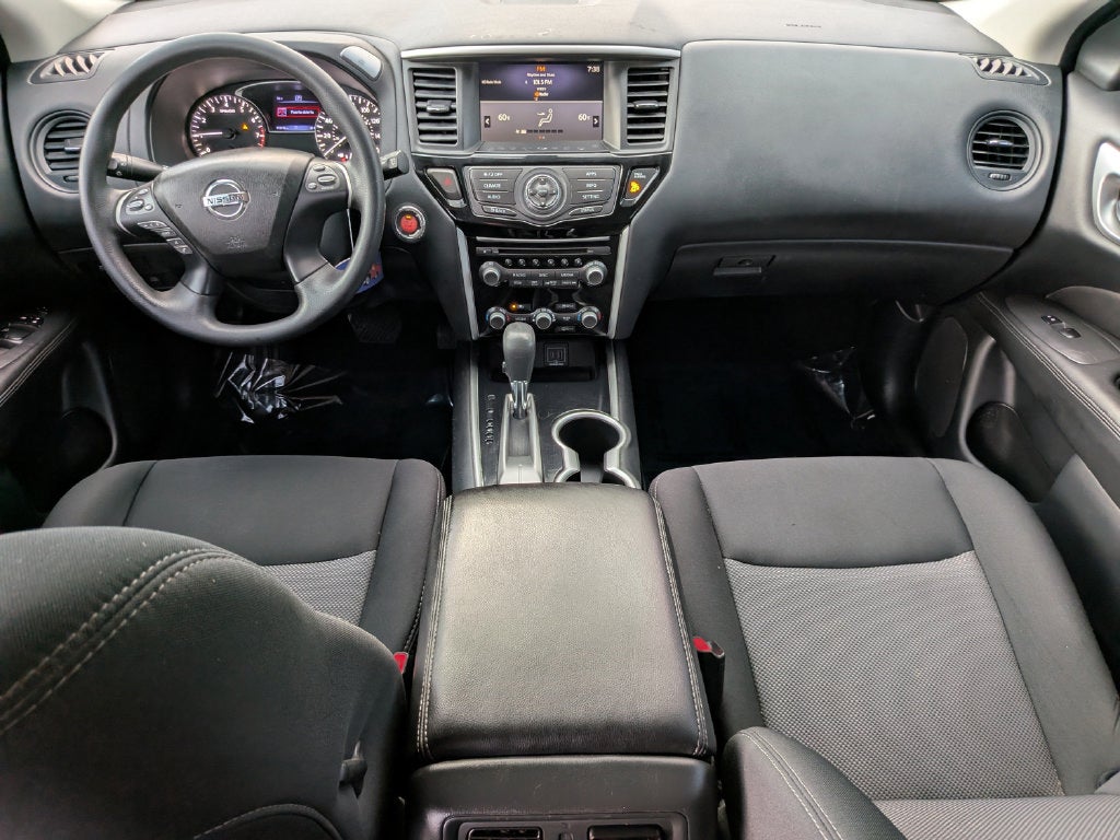2020 Nissan Pathfinder S